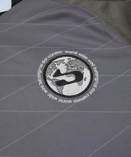 UMBRO(アンブロ)の「BAL/UMBRO LS SOCCER JERSEY(Tシャツ/カットソー・メンズ・チャコール/グレー・3/2/1)」の12枚目の写真