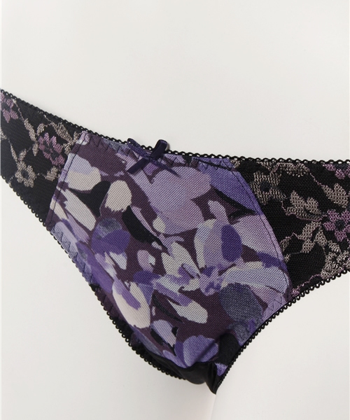 AMOSTYLE BY Triumph（アモスタイルバイトリンプ）の「 夢みるブラ＆ショーツセット【ABCDカップ】（3/4カップブラ） AMST1065 WHU + Hikini（ブラ&ショーツ・レディース・ブラック×パープル/ホワイト×イエロー/グリーン×ピンク/ローズ/スカイブルー/ベビーピンク・B65/A70/C75/D75/C80/B70/D70/D80/A75/D65/C70/B75/C65）」の17枚目の写真