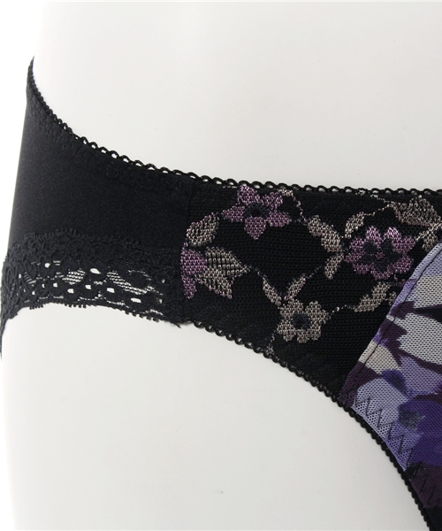 AMOSTYLE BY Triumph（アモスタイルバイトリンプ）の「 夢みるブラ＆ショーツセット【ABCDカップ】（3/4カップブラ） AMST1065 WHU + Hikini（ブラ&ショーツ・レディース・ブラック×パープル/ホワイト×イエロー/グリーン×ピンク/ローズ/スカイブルー/ベビーピンク・B65/A70/C75/D75/C80/B70/D70/D80/A75/D65/C70/B75/C65）」の11枚目の写真