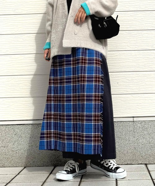 Q(キュー)の「タータンチェックラップスカート(スカート・レディース・レッド系その他/ブルー系その他・MEDIUM)」の1枚目の写真