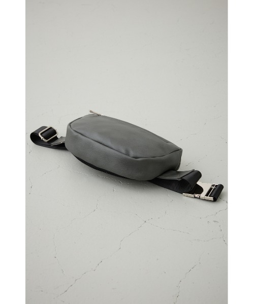 セール】ヴィンテージフェイクレザーボディバッグ（ボディバッグ