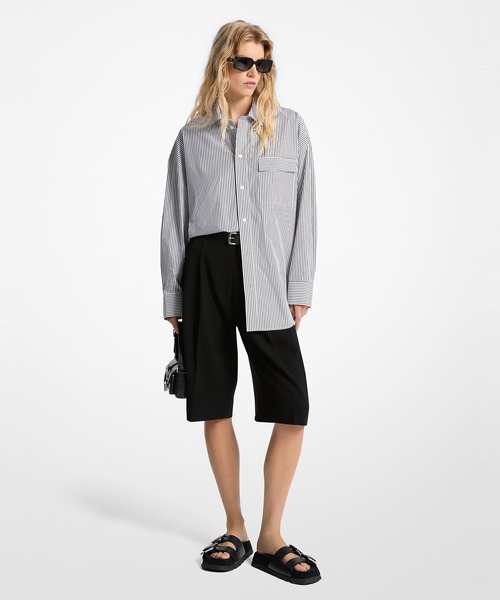 MICHAEL KORS(マイケルコース)の「ユニセックス オーバーサイズ ストライプ ストレッチコットン ポプリン シャツ(シャツ/ブラウス・メンズ・ブラック系その他・S/M/L/XL)」の3枚目の写真