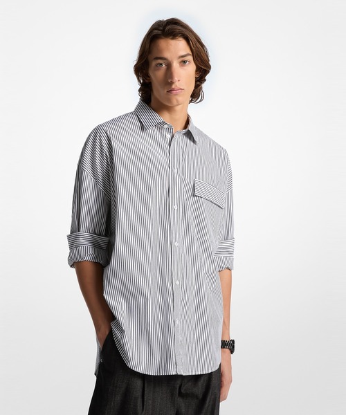 MICHAEL KORS(マイケルコース)の「ユニセックス オーバーサイズ ストライプ ストレッチコットン ポプリン シャツ(シャツ/ブラウス・メンズ・ブラック系その他・S/M/L/XL)」の5枚目の写真