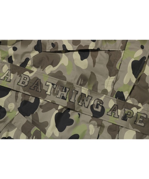 A BATHING APE(アベイシングエイプ)の「GRADATION CAMO 2 IN 1 SNOWBOARD JACKET(ミリタリージャケット・メンズ・オリーブ/ベージュ・XX-LARGE/X-LARGE/MEDIUM/SMALL/LARGE)」の8枚目の写真