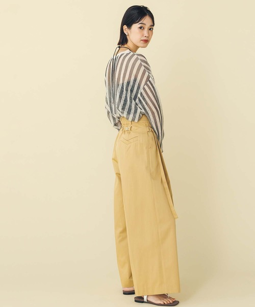 ATELIER BRUGGE（アトリエブルージュ）の「レザートングサンダル（サンダル・レディース・シルバー/ゴールド・24/23）」の4枚目の写真