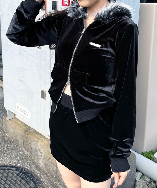 SPIRALGIRL（スパイラルガール）の「ベロアスカート（スカート・レディース・ブルー/ブラック/ベージュ・FREE）」の14枚目の写真