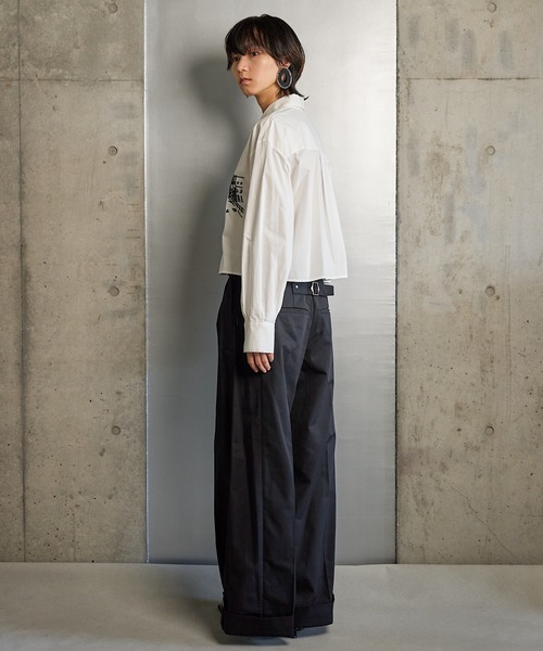 RUMCHE（ラムシェ）の「Chino Wide Pants / チノワイドパンツ（チノパンツ・レディース・ホワイト/ブラック/ベージュ・SMALL/MEDIUM）」の13枚目の写真