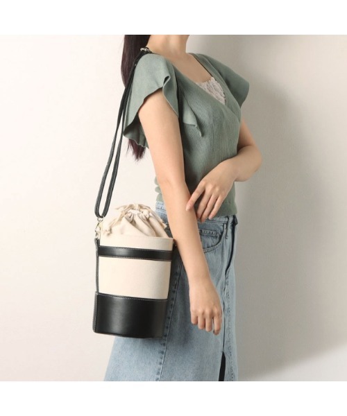Tomieco(トミエコ)の「2way バケツ形ショルダー コンビデザインバッグ(ショルダーバッグ・レディース・ブラウン/グレー/ゼブラ/ブラック・FREE)」の6枚目の写真
