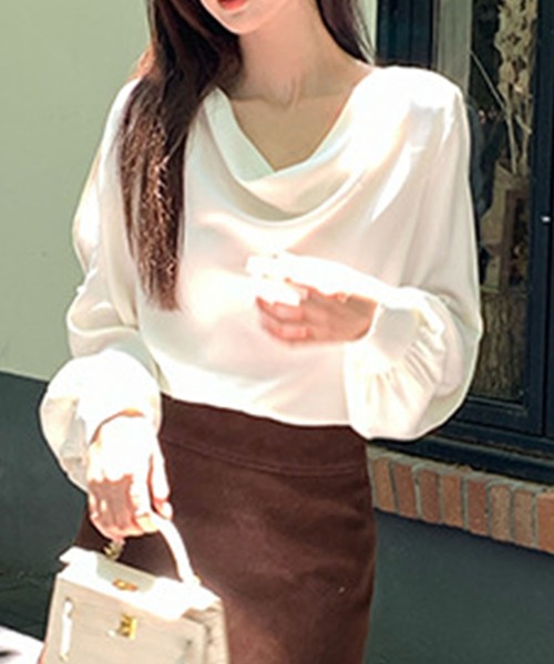 Lace Ladies(レースレディース)の「ドレープカラー オープンショルダー パール付き 長袖 ブラウス(シャツ/ブラウス・レディース・ブラック/ホワイト/アイボリー・M/XL)」の17枚目の写真
