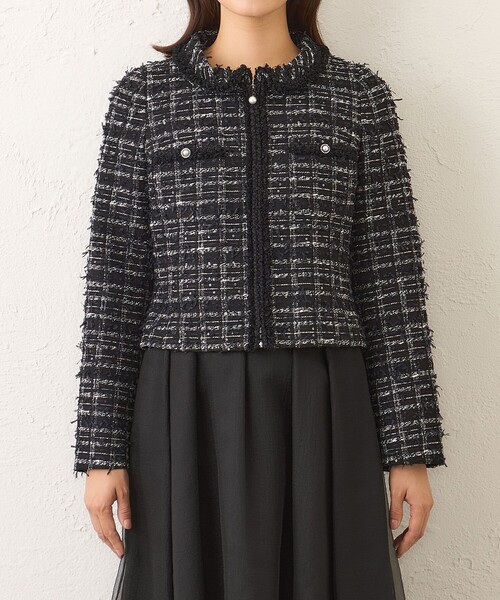 TO BE CHIC（トゥー ビー シック）の「パピヨンファンシーツイード ジャケット（ノーカラージャケット・レディース・ブラック・40）」の10枚目の写真
