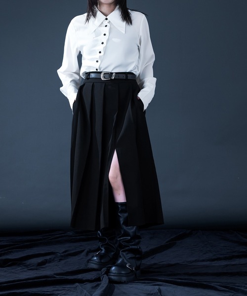 Ellno de Mavie（エルノデメヴィ）の「ロングカラーアシメウェーブシャツ（シャツ/ブラウス・レディース・ブラック/オフホワイト・FREE）」の7枚目の写真
