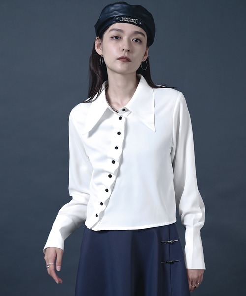 Ellno de Mavie（エルノデメヴィ）の「ロングカラーアシメウェーブシャツ（シャツ/ブラウス・レディース・ブラック/オフホワイト・FREE）」の3枚目の写真
