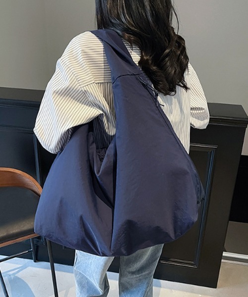 Miniministore(ミニミニストア)の「ワンショルダーバッグ大容量 ユニセックス(ショルダーバッグ・レディース・アイボリー/カーキ/ブラック/ブラウン/レッド/レンガ/イエロー/ベージュ/ネイビー・FREE)」の6枚目の写真