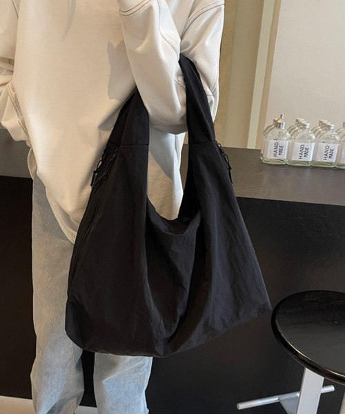 Miniministore(ミニミニストア)の「ワンショルダーバッグ大容量 ユニセックス(ショルダーバッグ・レディース・アイボリー/カーキ/ブラック/ブラウン/レッド/レンガ/イエロー/ベージュ/ネイビー・FREE)」の13枚目の写真