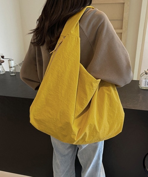 Miniministore(ミニミニストア)の「ワンショルダーバッグ大容量 ユニセックス(ショルダーバッグ・レディース・アイボリー/カーキ/ブラック/ブラウン/レッド/レンガ/イエロー/ベージュ/ネイビー・FREE)」の19枚目の写真
