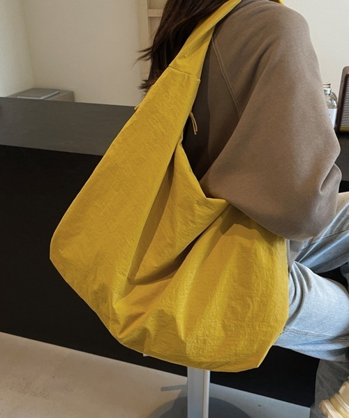 Miniministore(ミニミニストア)の「ワンショルダーバッグ大容量 ユニセックス(ショルダーバッグ・レディース・アイボリー/カーキ/ブラック/ブラウン/レッド/レンガ/イエロー/ベージュ/ネイビー・FREE)」の20枚目の写真