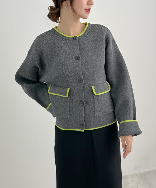 Futier land(フューティアランド)の「配色クルーネックカーディガン(カーディガン/ボレロ・レディース・ブラウン/チャコールグレー/アイボリー・FREE)」の10枚目の写真