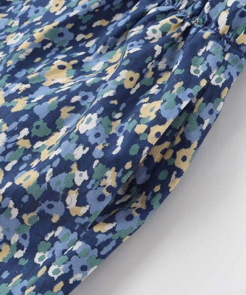 BeBe(ベベ)の「【お揃い】オンフルールフラワープリントキュロットパンツ(その他パンツ・キッズ・ブルー系その他2・110cm/140cm/120cm/130cm/150cm)」の9枚目の写真