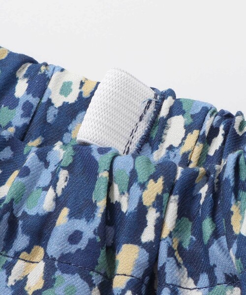 BeBe(ベベ)の「【お揃い】オンフルールフラワープリントキュロットパンツ(その他パンツ・キッズ・ブルー系その他2・110cm/140cm/120cm/130cm/150cm)」の11枚目の写真