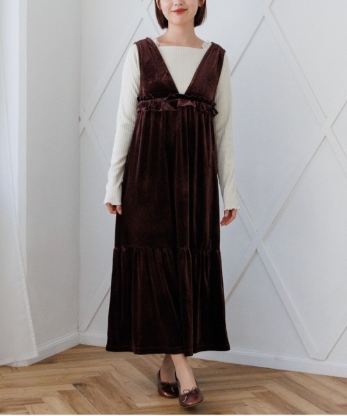 flower（フラワー）の「チャーミングベロアワンピース（ワンピース・レディース・ブラック/ブラウン・FREE）」の2枚目の写真