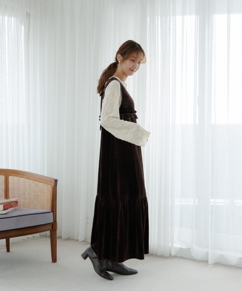 flower（フラワー）の「チャーミングベロアワンピース（ワンピース・レディース・ブラック/ブラウン・FREE）」の4枚目の写真