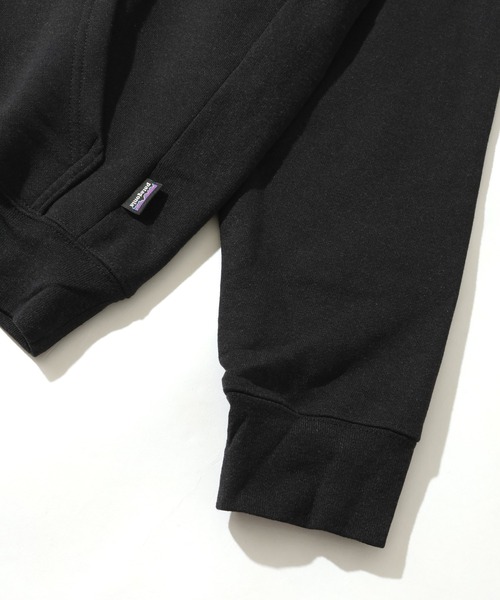 patagonia（パタゴニア）の「【Patagonia/パタゴニア】 Fitz Roy Icon Uprisal Hoody / フィッツロイ・アイコン・アップライザル・フーディ（パーカー・メンズ・ブラック/ネイビー・XS/S/M/L/XL/XXL）」の9枚目の写真