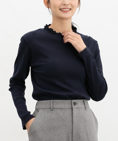 Honeys（ハニーズ）の「【ハニぽか・吸湿発熱】あったか綿衿フリルＴ（Tシャツ/カットソー・レディース・アイボリー/ブラック/ピンク/ミント/ネイビー・S/M/LL/L）」の4枚目の写真
