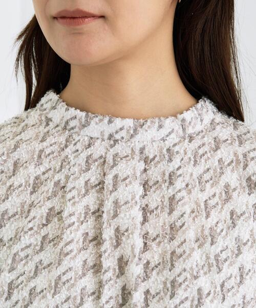 INDIVI（インディヴィ）の「【きれいめ／オフィス／イベント】フェザージャカードブラウス（シャツ/ブラウス・レディース・ブラック/ベージュ系その他/ホワイト系1・38/34/05/15 /13）」の7枚目の写真