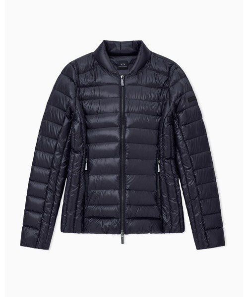 ARMANI EXCHANGE（アルマーニエクスチェンジ）の「【A|X アルマーニ エクスチェンジ】＜オンライン限定＞AXロゴ ライトダウンジャケット（ダウンジャケット/コート・レディース・ブラック・X-SMALL/X-LARGE/SMALL/MEDIUM/LARGE）」の5枚目の写真