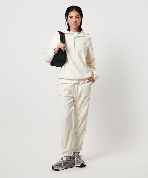 TO UNITED ARROWS(トゥーユナイテッドアローズ)の「<TO UNITED ARROWS>HATAKE パーカー(パーカー・レディース・オフホワイト・FREE)」の4枚目の写真