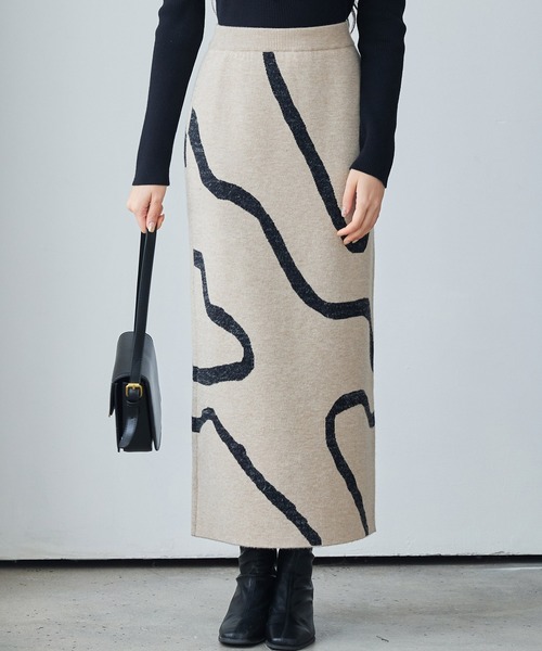 セール】ジャガード編み裏ファーゼブラ柄ミディ丈ニットスカート