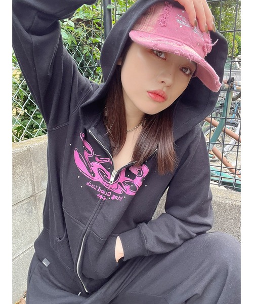 BGL（ビージーエル）の「CRACK LOGO ZIP PARKA / クラックロゴ / ストリート / スタッズ / Y2K　ジップパーカー（パーカー・レディース・ネイビー/ブラック/グレー・S/M/L/FREE）」の6枚目の写真