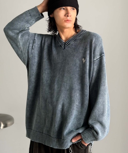 Classical Origin(クラシカルオリジン)の「「垢抜け確定。」綿100%刺繍入りピグメント加工オーバーサイズVネックセーター/Pigment-Dyed 100% Cotton Embroidered V-Neck Sweater(ニット/セーター・メンズ・ブルー/ブラック/ブラウン/ボルドー・LARGE/MEDIUM/SMALL)」の16枚目の写真
