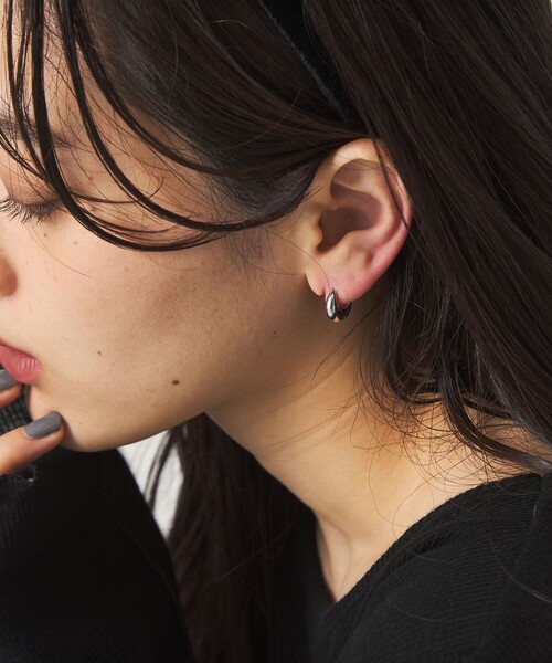 green label relaxing（グリーンレーベルリラクシング）の「【WEB限定】プチ クリップフープ ピアス（ピアス（両耳用）・レディース・シルバー/ゴールド・FREE）」の7枚目の写真