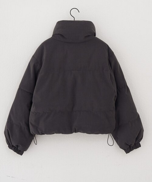 DISCOAT（ディスコート）の「【WEB限定】コーデュロイフェイクダウンブルゾン（ダウンジャケット/コート・レディース・チャコールグレー/ブラック/ライトベージュ・FREE）」の16枚目の写真