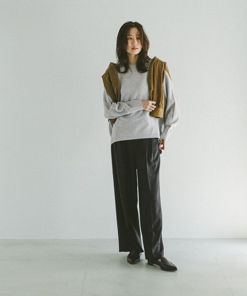 GLOBAL WORK（グローバルワーク）の「ふわふわHugmeドルマンプルオーバー/595406（ニット/セーター・レディース・グレイッシュベージュ/ネイビー/ブルー/ライトグレー/アッシュブラウン/ピンク/ダークブラウン・MEDIUM/LARGE）」の16枚目の写真