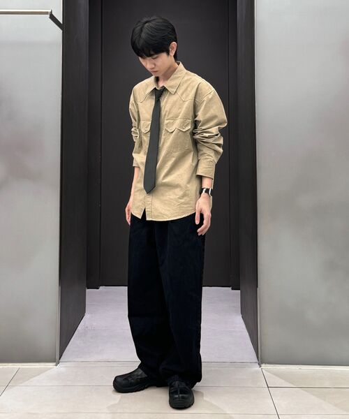 INSILENCE(インサイロンス)の「CALIK ネイチャーウォッシュドデニムパンツ MID BLUE(デニムパンツ・レディース・その他・SMALL/MEDIUM/LARGE)」の6枚目の写真