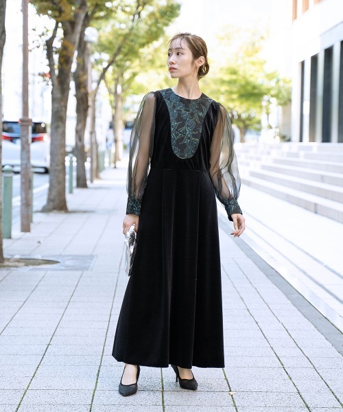 Callarus(カラルス)の「ジャガード切替デザインベロアワンピースドレス〔Callarus〕(ドレス・レディース・ブラック系/ベージュ系・M/L/LL)」の12枚目の写真