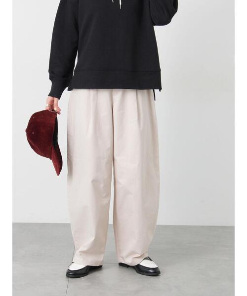 Lugnoncure（ルノンキュール）の「チノカーブパンツ（その他パンツ・レディース・ボルドー/ネイビー/クリーム・F）」の2枚目の写真