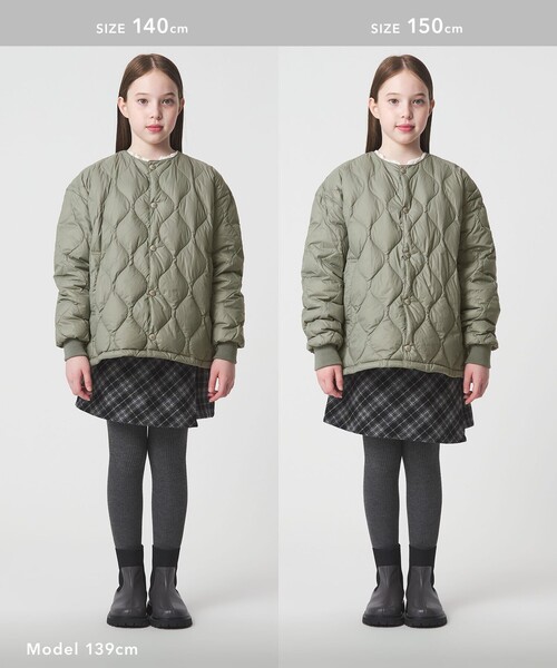 green label relaxing（グリーンレーベルリラクシング）の「【別注】＜TAION＞ノーカラー ダウン / キッズ  140cm-150cm（ダウンジャケット/コート・キッズ・ブラック/オリーブ・150cm/140cm）」の7枚目の写真