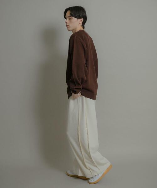 SENSE OF PLACE by URBAN RESEARCH(センスオブプレイスバイアーバンリサーチ)の「ロゴグラフィッククルーネックニット(ニット/セーター・メンズ・ブラウン/ライトベージュ/ブラック・LARGE/MEDIUM)」の14枚目の写真