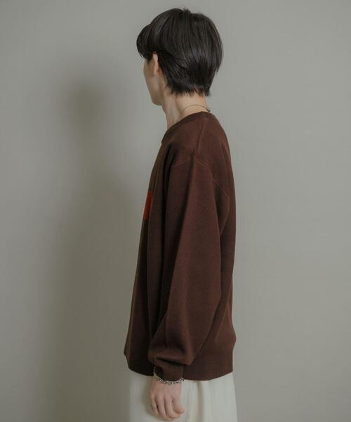 SENSE OF PLACE by URBAN RESEARCH(センスオブプレイスバイアーバンリサーチ)の「ロゴグラフィッククルーネックニット(ニット/セーター・メンズ・ブラウン/ライトベージュ/ブラック・LARGE/MEDIUM)」の16枚目の写真