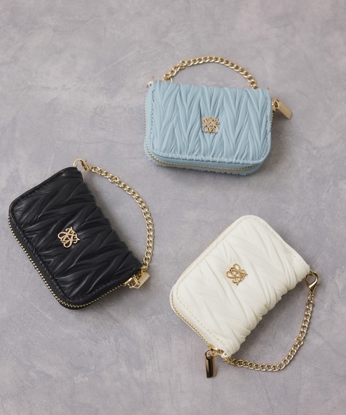 VIS（ビス）の「プリーツ加工ポーチチャーム（チャーム・レディース・キナリ/サックスブルー/ブラック・FREE）」の11枚目の写真