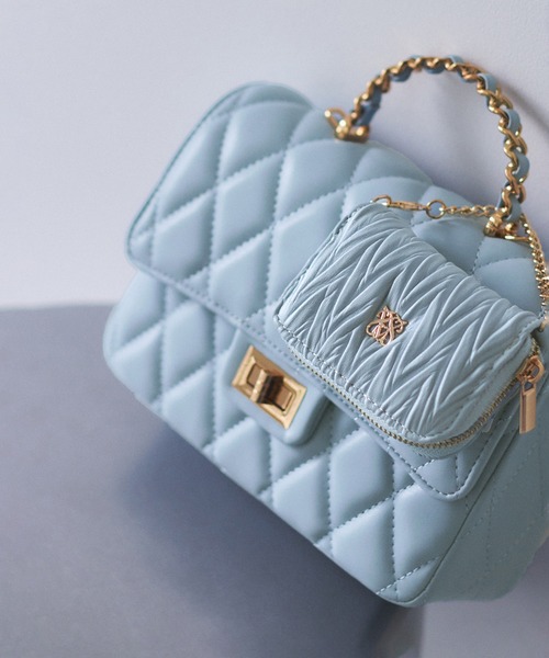 VIS（ビス）の「プリーツ加工ポーチチャーム（チャーム・レディース・キナリ/サックスブルー/ブラック・FREE）」の12枚目の写真