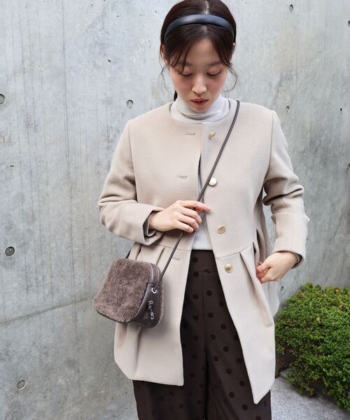 le.coeur blanc（ルクールブラン）の「フェイクボアミニショルダー（ショルダーバッグ・レディース・アイボリー/ブラウン・FREE）」の9枚目の写真