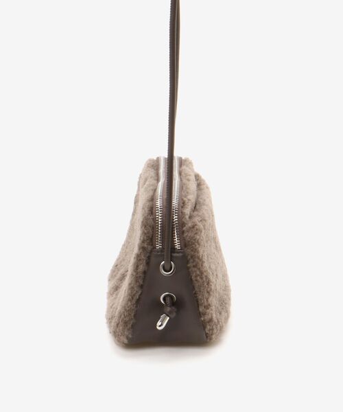 le.coeur blanc（ルクールブラン）の「フェイクボアミニショルダー（ショルダーバッグ・レディース・アイボリー/ブラウン・FREE）」の14枚目の写真