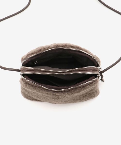 le.coeur blanc（ルクールブラン）の「フェイクボアミニショルダー（ショルダーバッグ・レディース・アイボリー/ブラウン・FREE）」の17枚目の写真