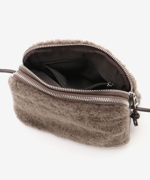 le.coeur blanc（ルクールブラン）の「フェイクボアミニショルダー（ショルダーバッグ・レディース・アイボリー/ブラウン・FREE）」の19枚目の写真