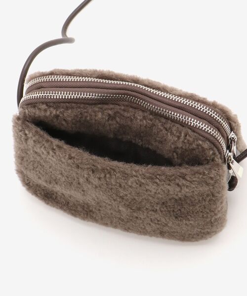 le.coeur blanc（ルクールブラン）の「フェイクボアミニショルダー（ショルダーバッグ・レディース・アイボリー/ブラウン・FREE）」の20枚目の写真