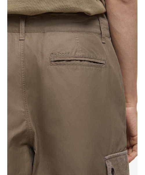 Barbour(バブアー)の「Silverbay ツイルパンツ(メンズ)(その他パンツ・メンズ・ブラック/カーキ・28/30/32)」の7枚目の写真